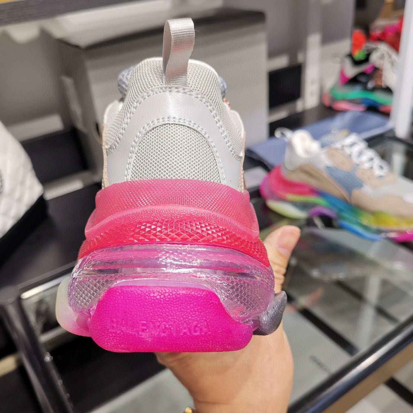 Collaboration Couple's Style Shoe